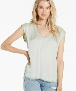 Wanderlust By Abby Yanis Silky Top