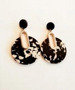 Saree NEW Black & White Tort Earrings