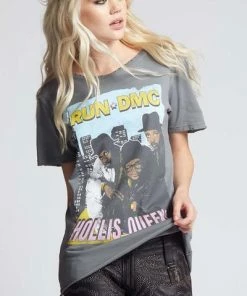 Wanderlust By Abby Run DMC Hollis Queens Tee CLOTHING