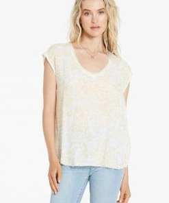 Wanderlust By Abby Yanis Silky Top
