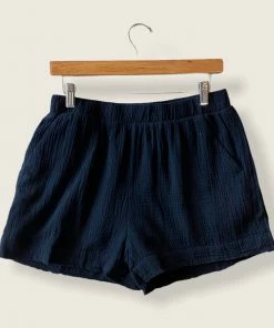 Wanderlust By Abby Black Gauze Elastic Shorts