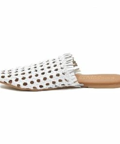 Wanderlust By Abby NEW Safari Leather Flats