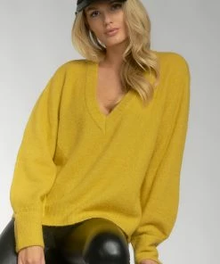 Wanderlust By Abby NEW V Neck Sweater
