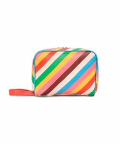 Wanderlust By Abby NEW Getaway Toiletry Bag