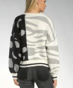 Wanderlust By Abby NEW Mixed Print Crew Neck Sweater