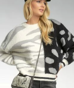 Wanderlust By Abby NEW Mixed Print Crew Neck Sweater